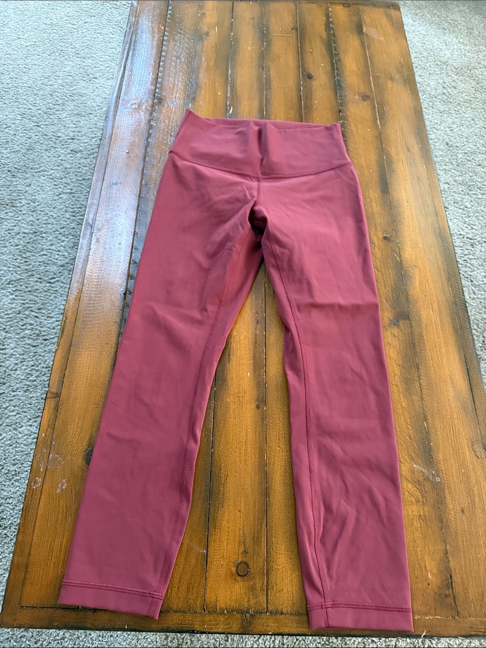 lululemon athletica Women's Leggings in Burgundy - Picture 2 of 2